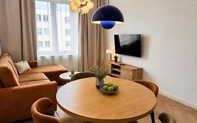 Stylowy Apartament w Warszawie Modern Oasis na Filtrowej, Blisko Centrum